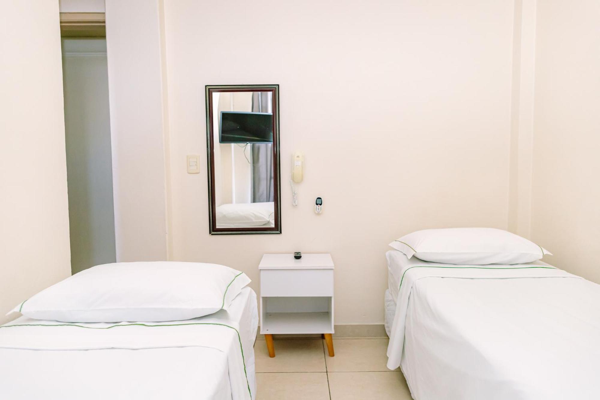 Hotel Dinamarca Balneário Camboriú エクステリア 写真
